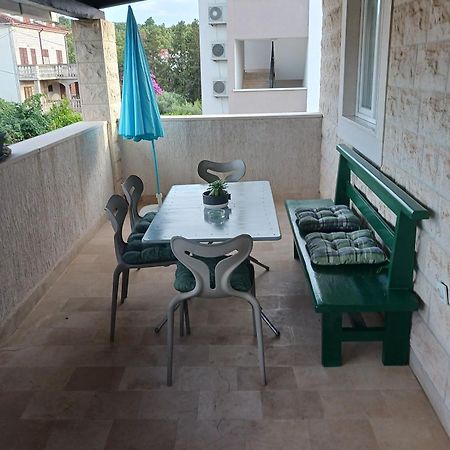Apartments Marino - Near Family Friendly Beach San Pietro di Brazza Esterno foto