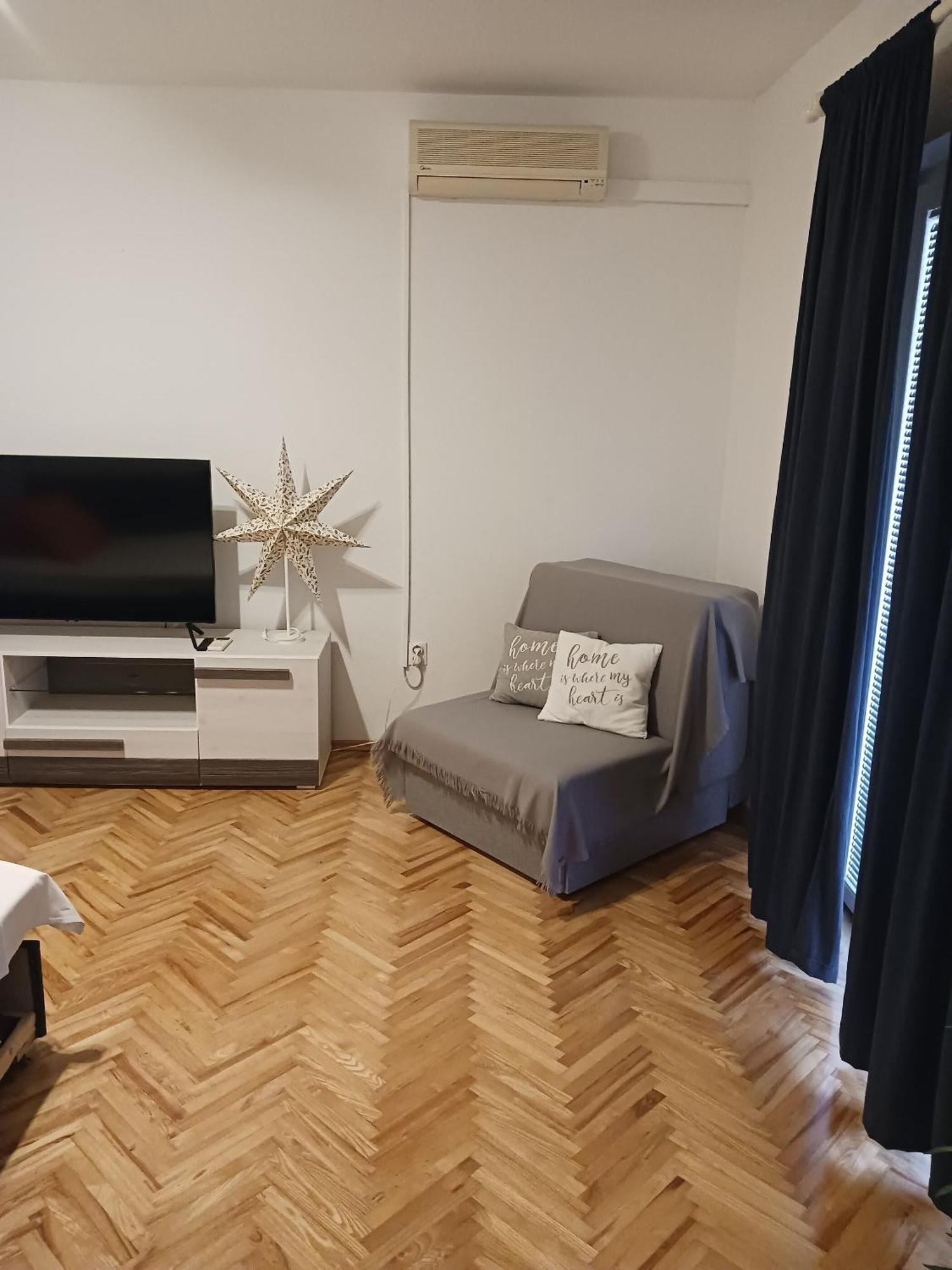 Apartments Marino - Near Family Friendly Beach San Pietro di Brazza Esterno foto